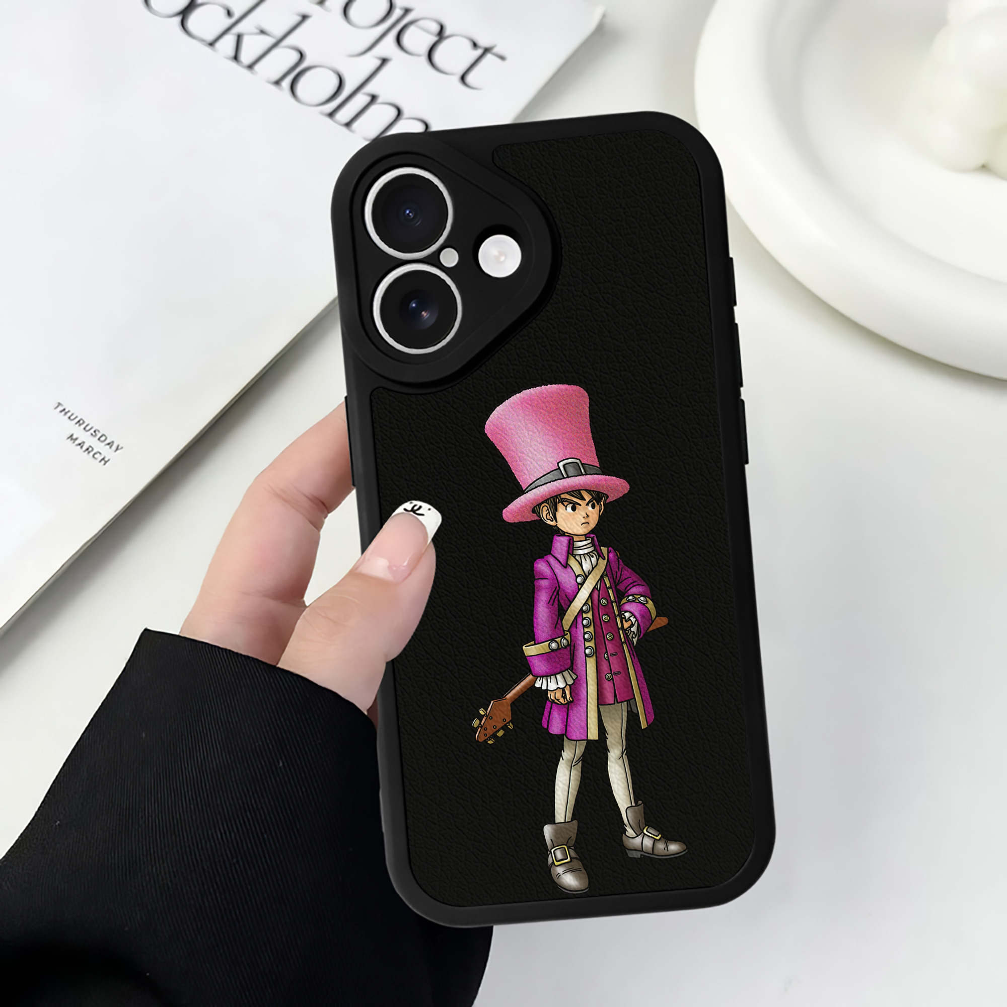 （画像用） ドラゴンクエスト Doragon Kuesuto Dragon Quest 【iPhone 16シリーズ対応】シリコンスマホケース（レザー調） 材質：シリコン